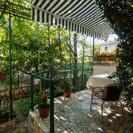 Cozy Studio With Private Terrace Barac Crikvenica Bagian luar foto